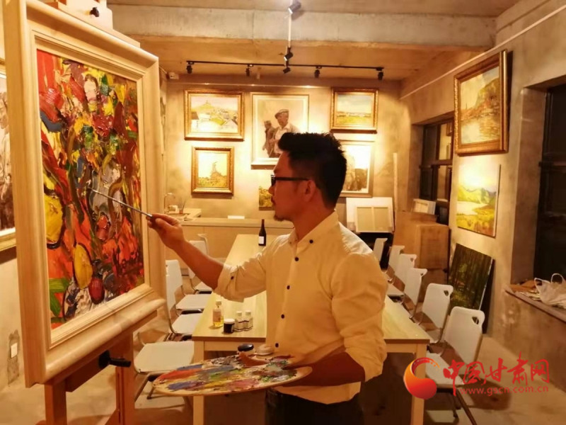 1909年咋建造黃河鐵橋？蘭州大學(xué)教師王威用油畫(huà)再現(xiàn)百年往事