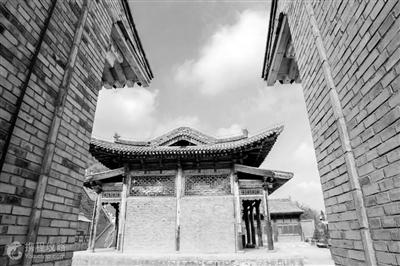 蘭州莊嚴(yán)寺，曾經(jīng)是一位帝王的皇宮內(nèi)苑
