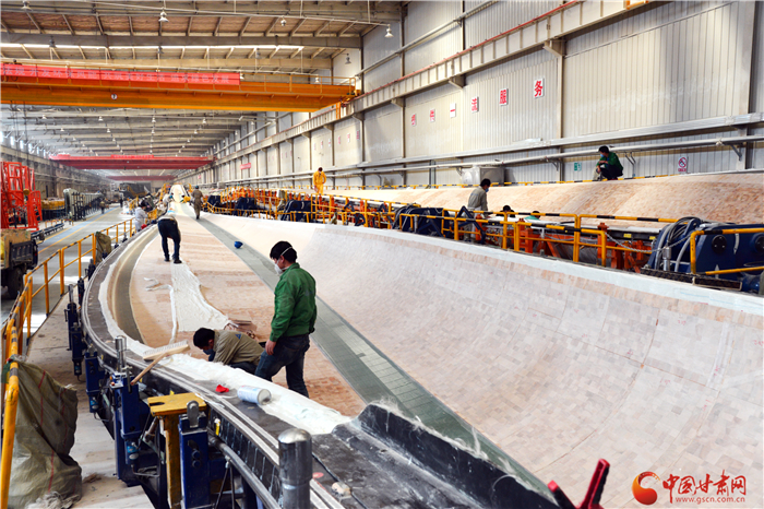 “擰緊”防控閥 打出“組合拳”——玉門市三向發(fā)力推動疫情防控、復(fù)工復(fù)產(chǎn)、脫貧攻堅(jiān)齊頭并進(jìn)（圖）