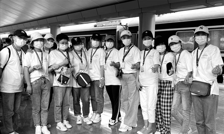 首批200名白衣天使！甘肅文旅致敬醫(yī)務(wù)人員健康休養(yǎng)活動(dòng)開(kāi)啟