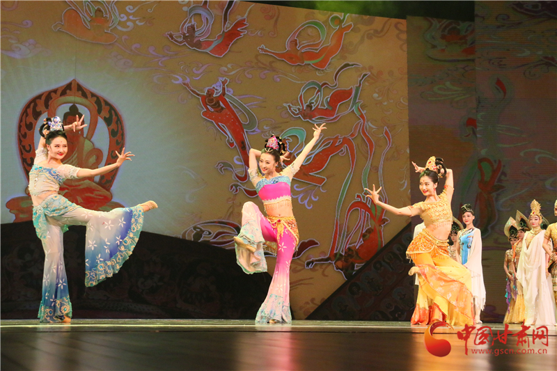 “經(jīng)典碰撞 時空對話”《大夢敦煌》《絲路花雨》同臺創(chuàng)造多個首次