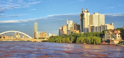 護(hù)好黃河水 保衛(wèi)蘭州藍(lán) 再造金城綠——蘭州市加強(qiáng)黃河流域生態(tài)保護(hù)、推進(jìn)高質(zhì)量發(fā)展綜述