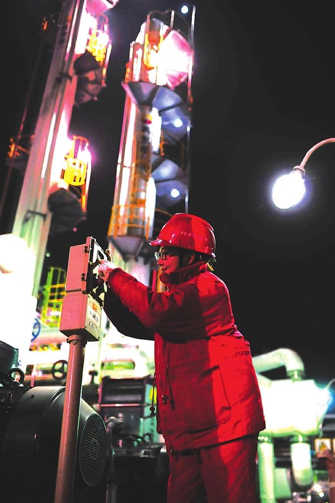 蘭州熱電公司提前開閘送熱鍋爐、管網(wǎng)運行狀況良好