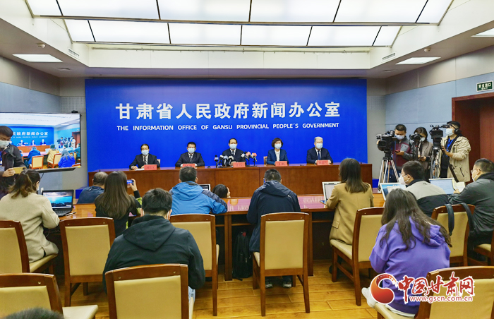 【甘快看·快訊】張掖市新增流調(diào)隊(duì)伍36支 現(xiàn)已封控小區(qū)13個 實(shí)行全市禁足