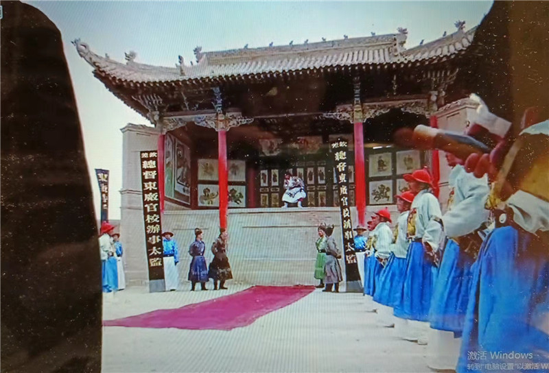 電影《新龍門客棧》片頭之關(guān)城清代戲臺特寫